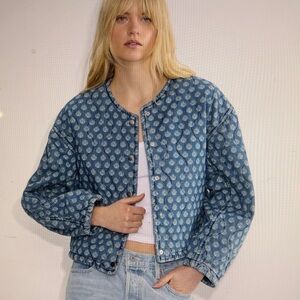 Levi’s jacket 100% cotton Medium